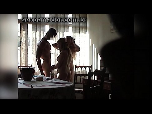❤️ Seksvriendinnen nodigen een reusachtige man uit en een triootje met hem ️ Quality porn at nl.filmepornonline.ru