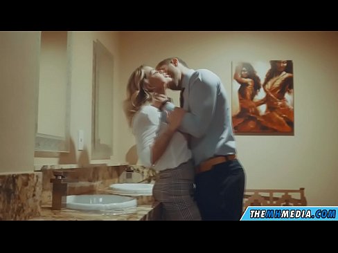 ❤️ Wanneer een rondborstige blondine je verleidt in een openbaar toilet ️ Quality porn at nl.filmepornonline.ru